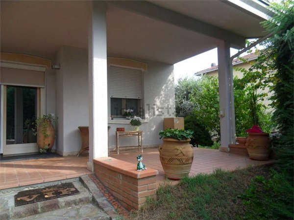 casa indipendente in vendita a Carpi in zona Cortile