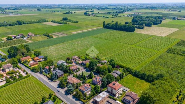 terreno agricolo in vendita a Carpi in zona Cortile