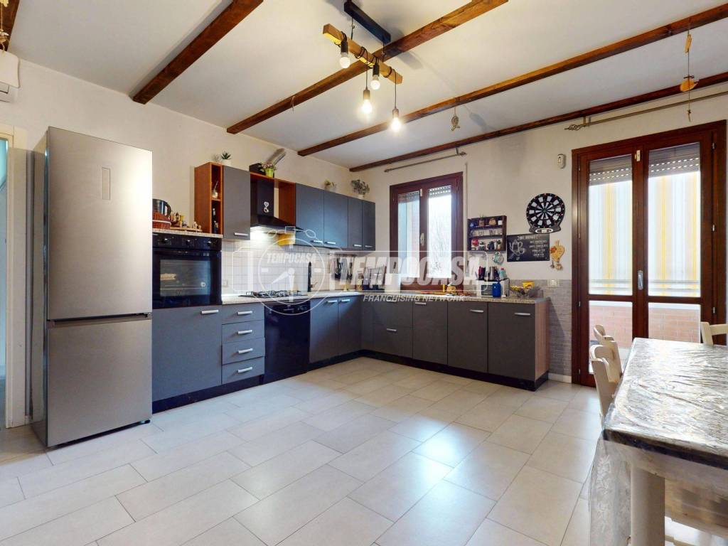 appartamento in vendita a Carpi in zona Santa Croce