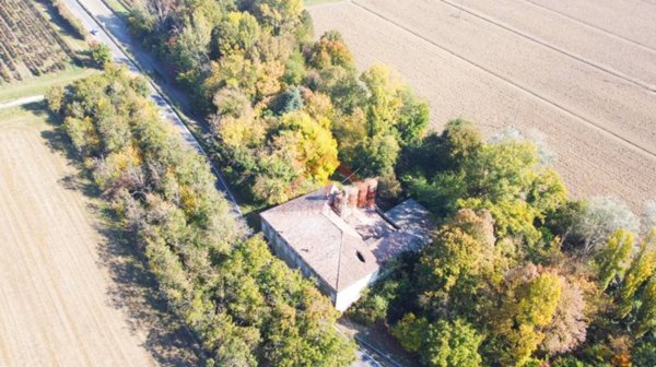 casa indipendente in vendita a Carpi in zona Gargallo