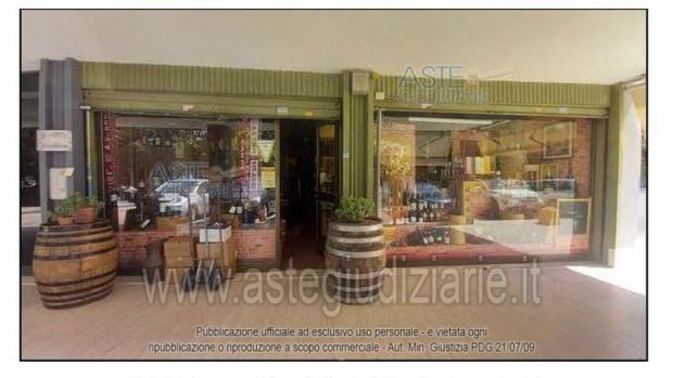 negozio in vendita a Carpi in zona Quartirolo