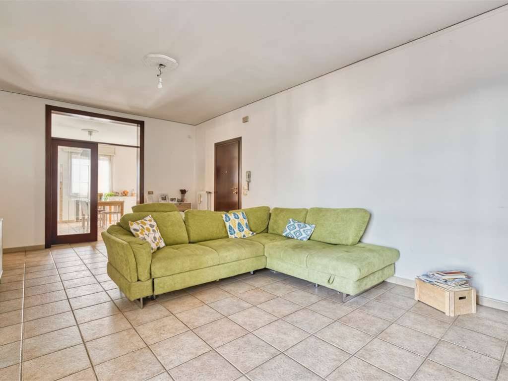 appartamento in vendita a Carpi in zona Centro Storico