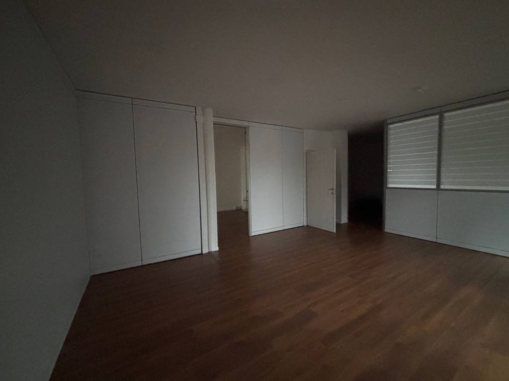 negozio in vendita a Carpi