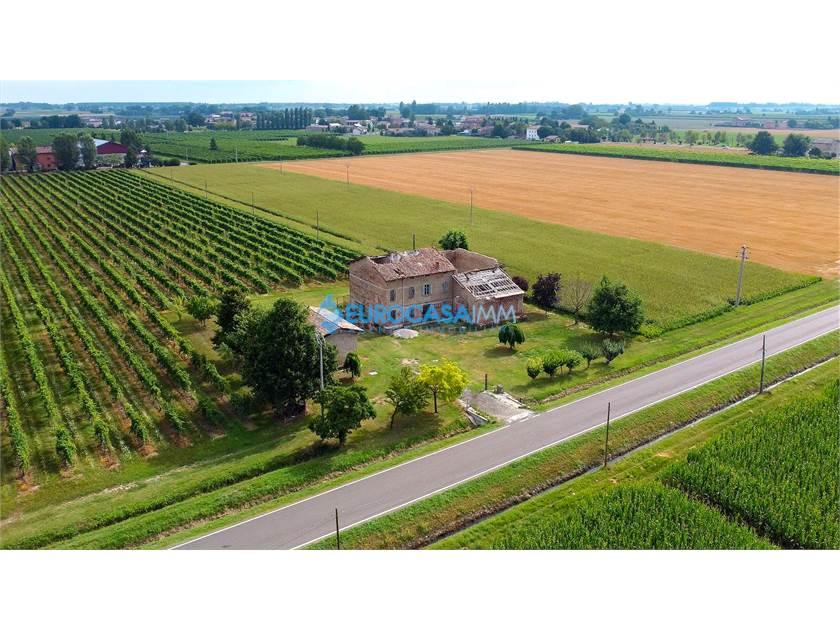 casa indipendente in vendita a Carpi in zona Fossoli