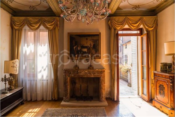 casa indipendente in vendita a Carpi in zona Centro Storico