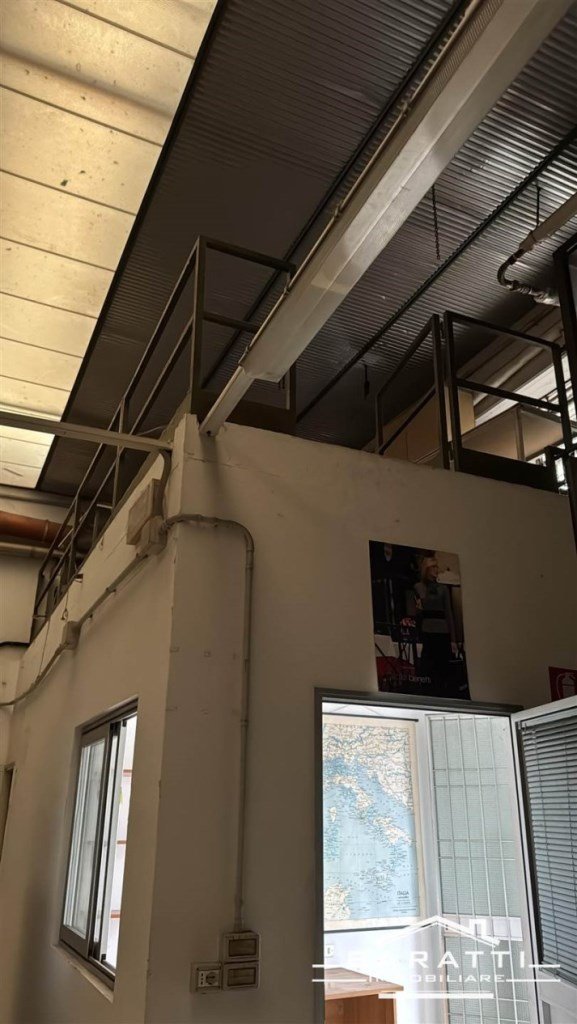 capannone in vendita a Carpi