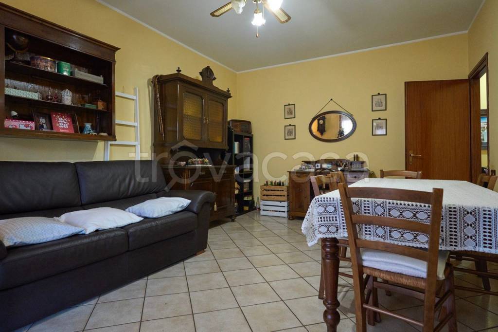 appartamento in vendita a Carpi in zona Centro Storico