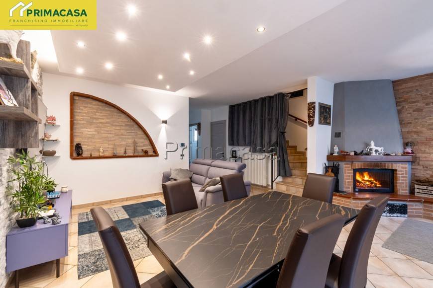 casa indipendente in vendita a Carpi