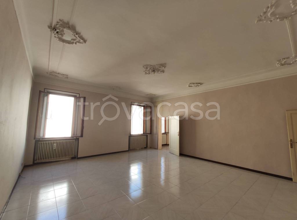 appartamento in vendita a Carpi in zona Centro Storico