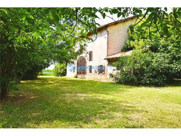 casa indipendente in vendita a Carpi in zona Santa Croce