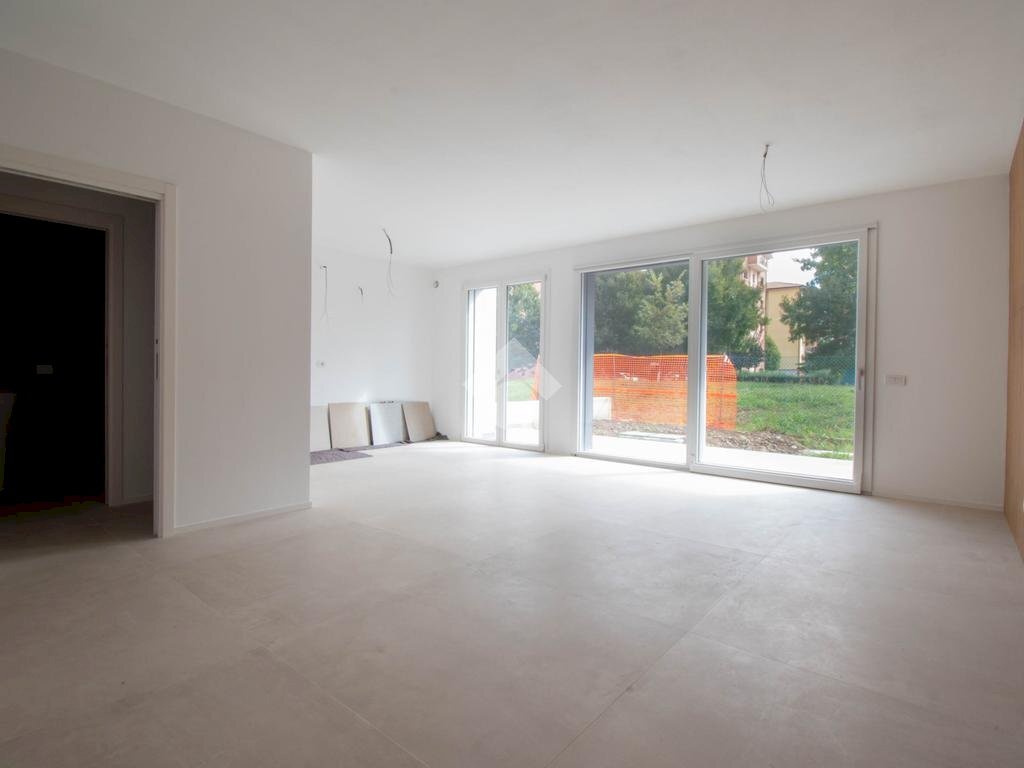 casa indipendente in vendita a Carpi in zona Centro Storico