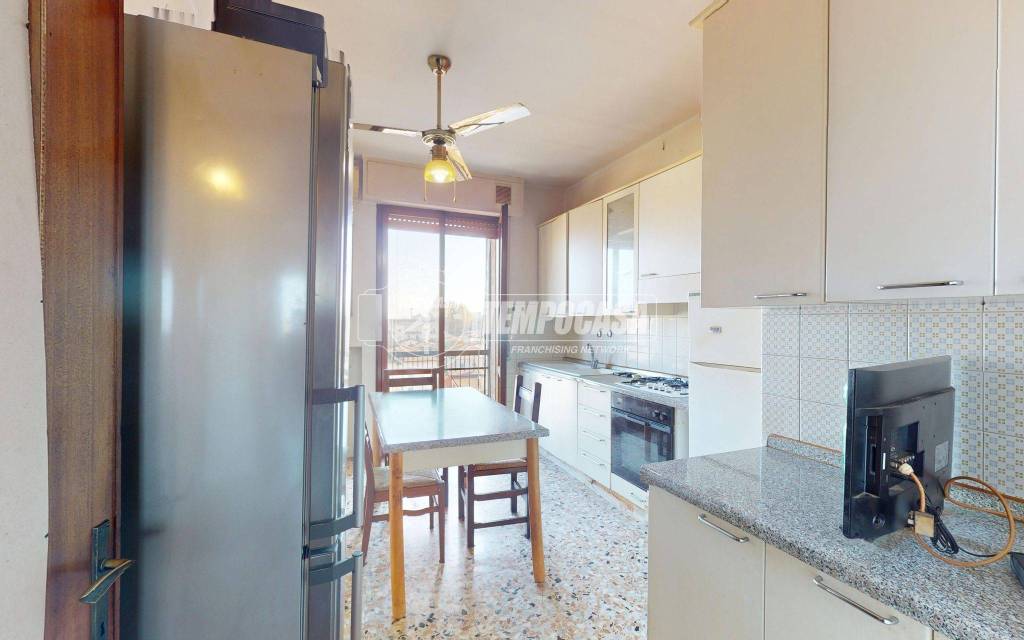 appartamento in vendita a Carpi in zona Centro Storico