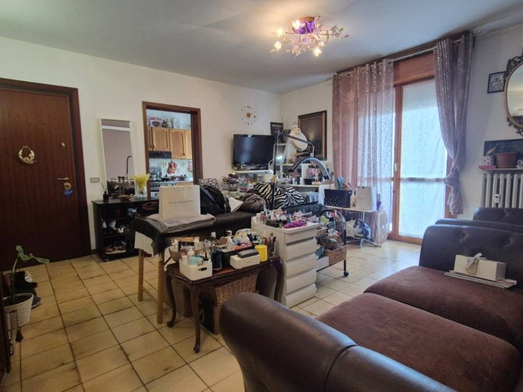 appartamento in vendita a Carpi in zona Quartirolo