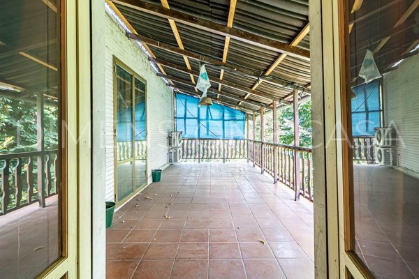 negozio in vendita a Carpi in zona Cibeno Pile