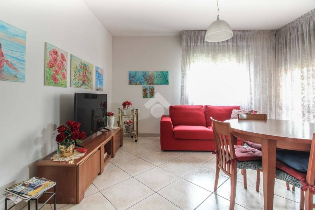 appartamento in vendita a Carpi in zona Centro Storico