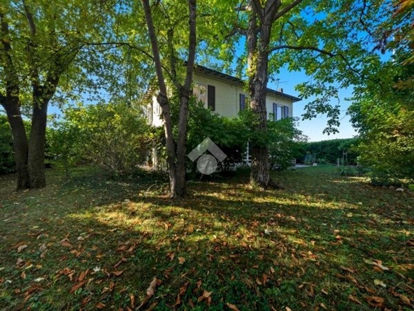 casa indipendente in vendita a Carpi in zona Fossoli