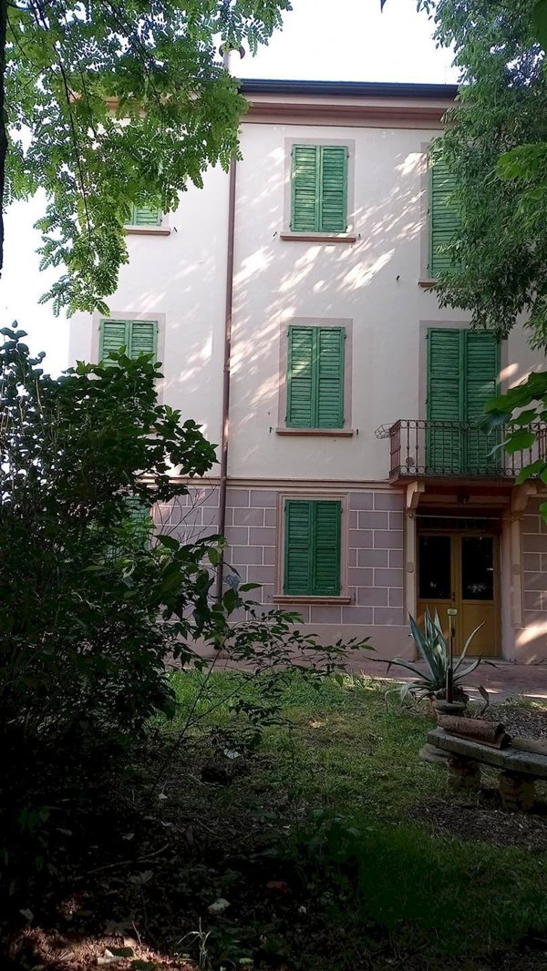 casa indipendente in vendita a Carpi in zona Budrione