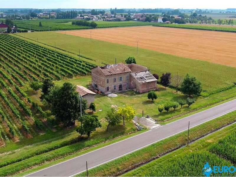 casa indipendente in vendita a Carpi