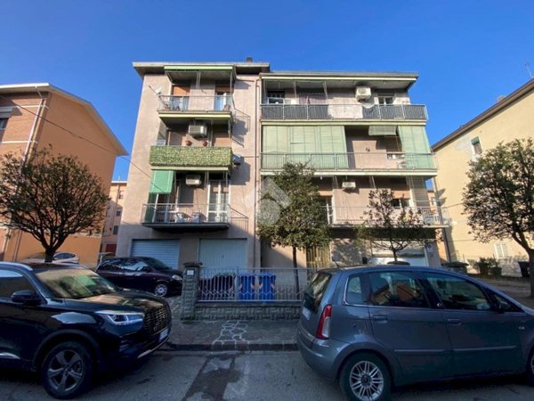 appartamento in vendita a Carpi in zona Centro Storico