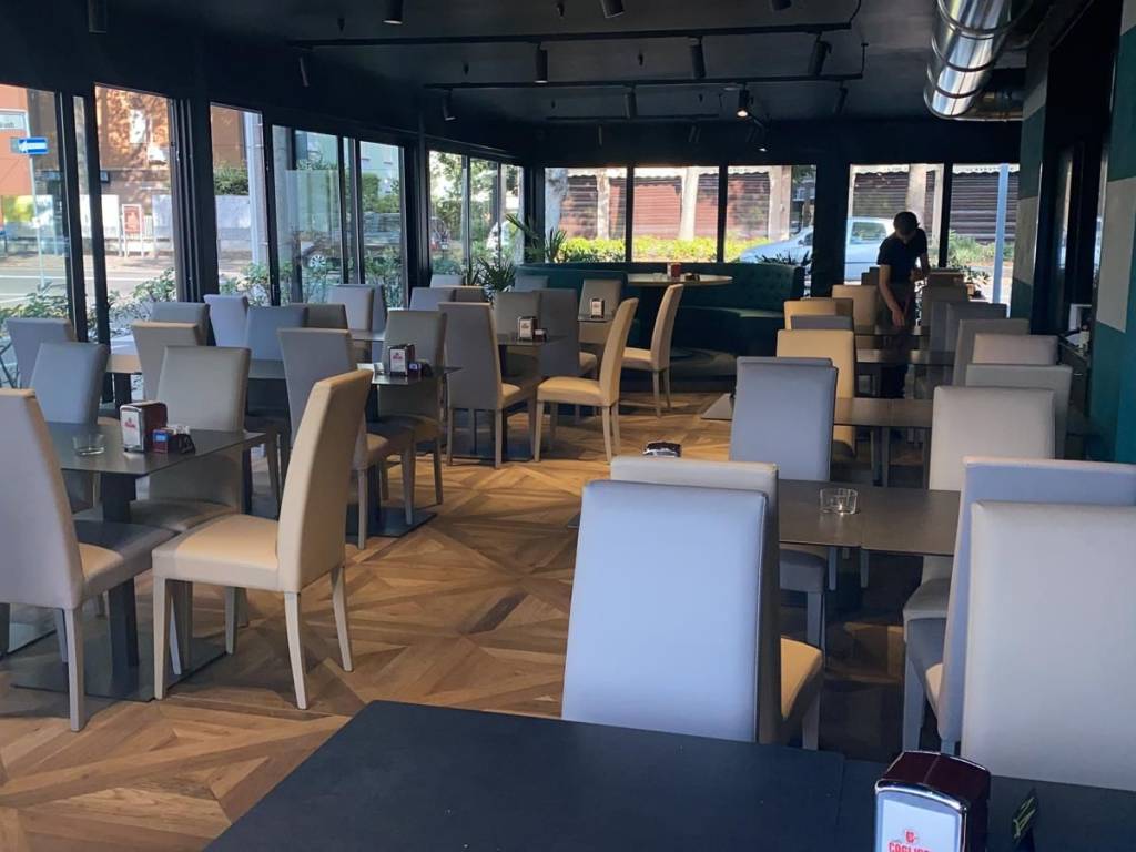 negozio in vendita a Carpi in zona Quartirolo