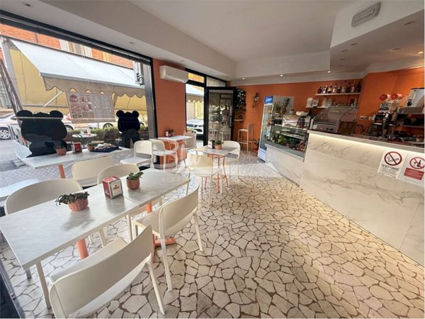 negozio in vendita a Carpi