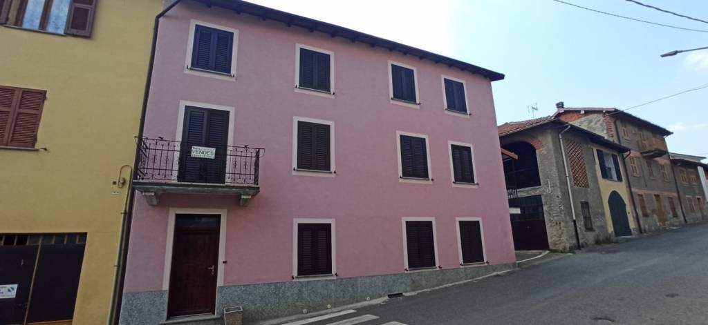 casa indipendente in vendita a Carpi in zona Cortile