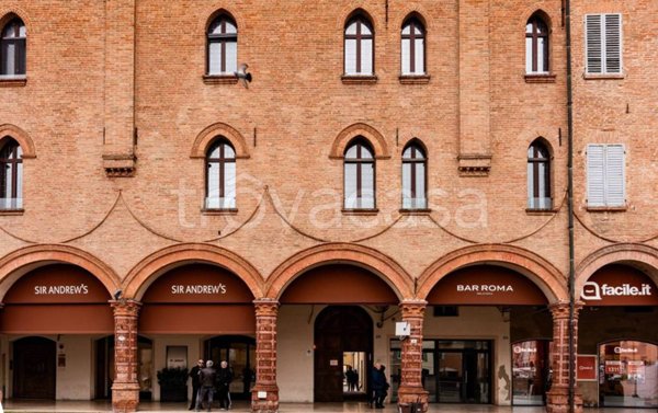 appartamento in vendita a Carpi in zona Centro Storico