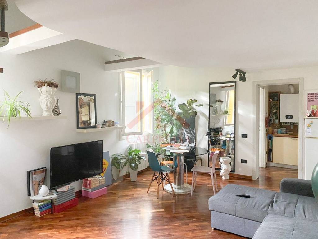 appartamento in vendita a Carpi in zona Centro Storico