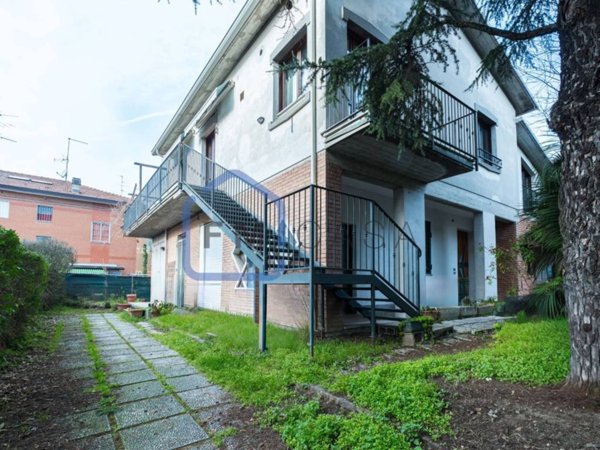 casa indipendente in vendita a Carpi