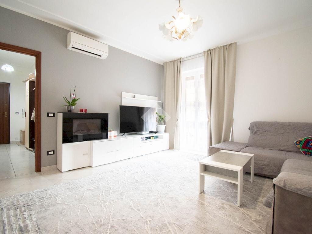 appartamento in vendita a Carpi in zona Centro Storico
