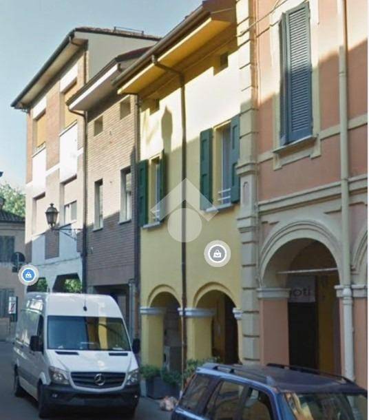 casa indipendente in vendita a Carpi in zona Centro Storico