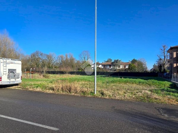 casa indipendente in vendita a Carpi