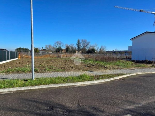 casa indipendente in vendita a Carpi