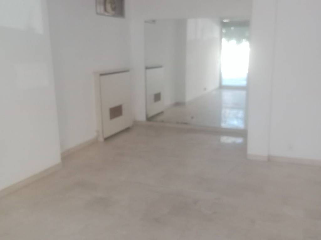 negozio in vendita a Carpi