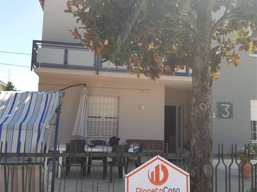 appartamento in vendita a Carpi in zona Budrione