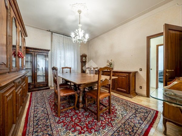 casa indipendente in vendita a Carpi
