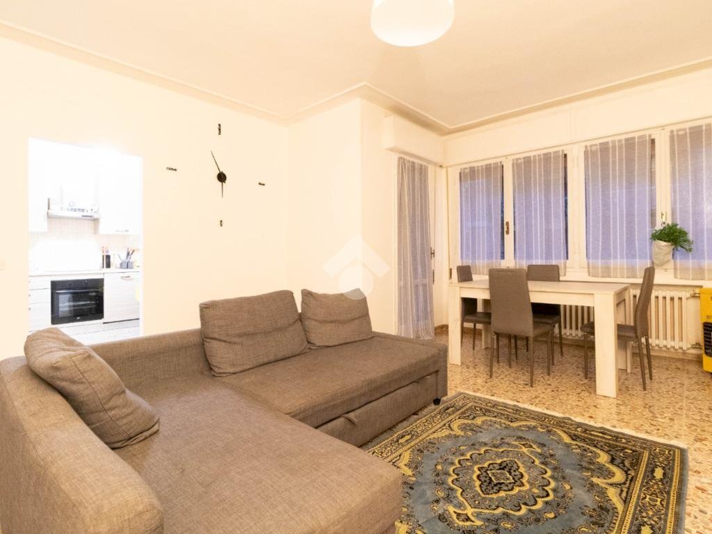 appartamento in vendita a Carpi in zona Centro Storico