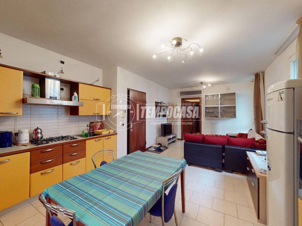 appartamento in vendita a Carpi in zona Quartirolo