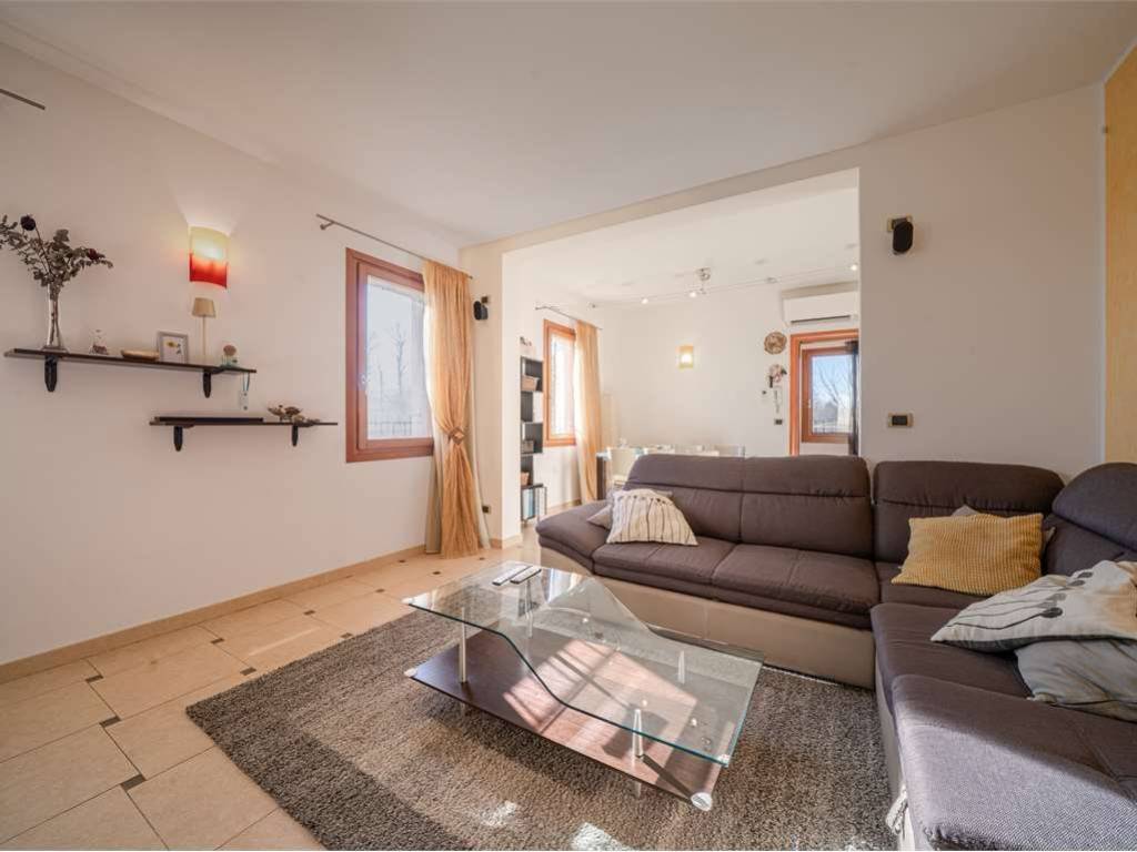 casa indipendente in vendita a Carpi in zona Santa Croce