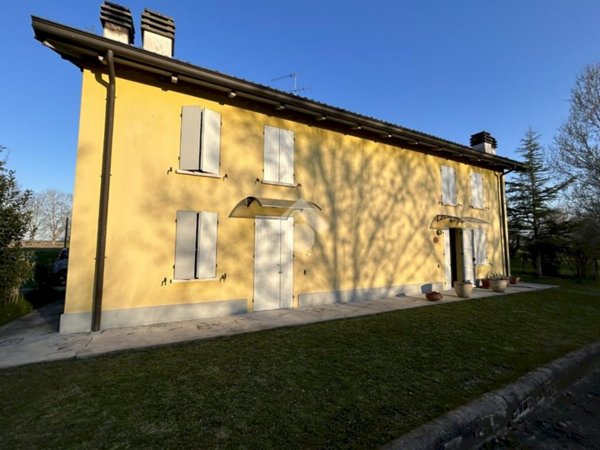 casa indipendente in vendita a Carpi in zona Fossoli