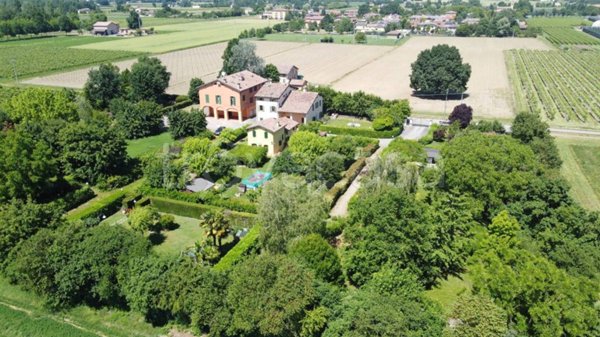appartamento in vendita a Carpi in zona Gargallo