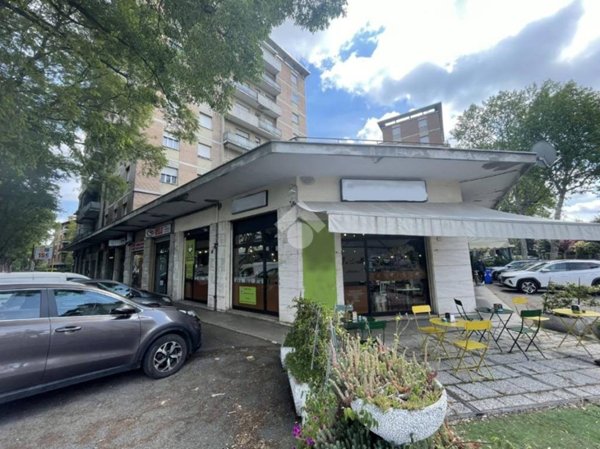 negozio in vendita a Carpi in zona Centro Storico