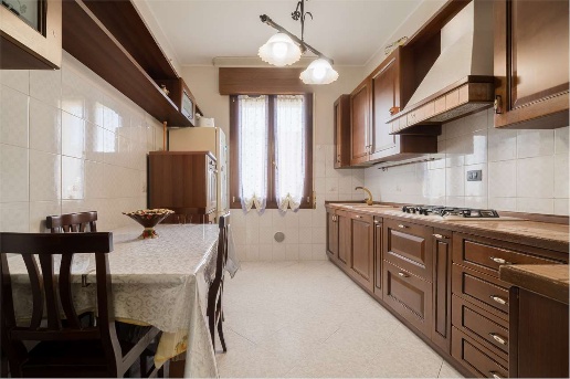 appartamento in vendita a Carpi in zona Cortile