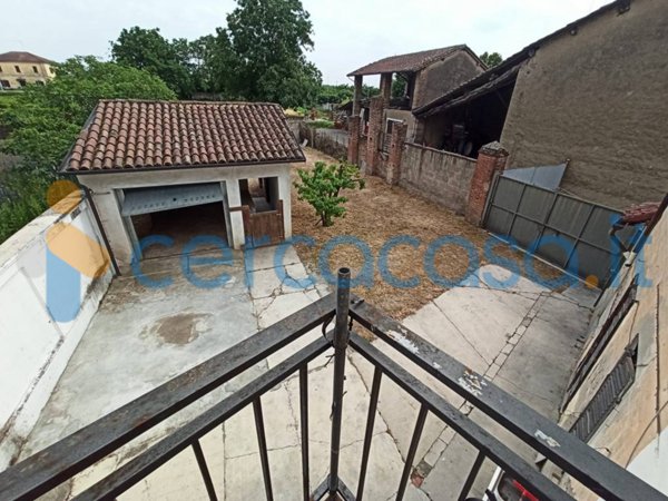 casa indipendente in vendita a Carpi in zona Centro Storico