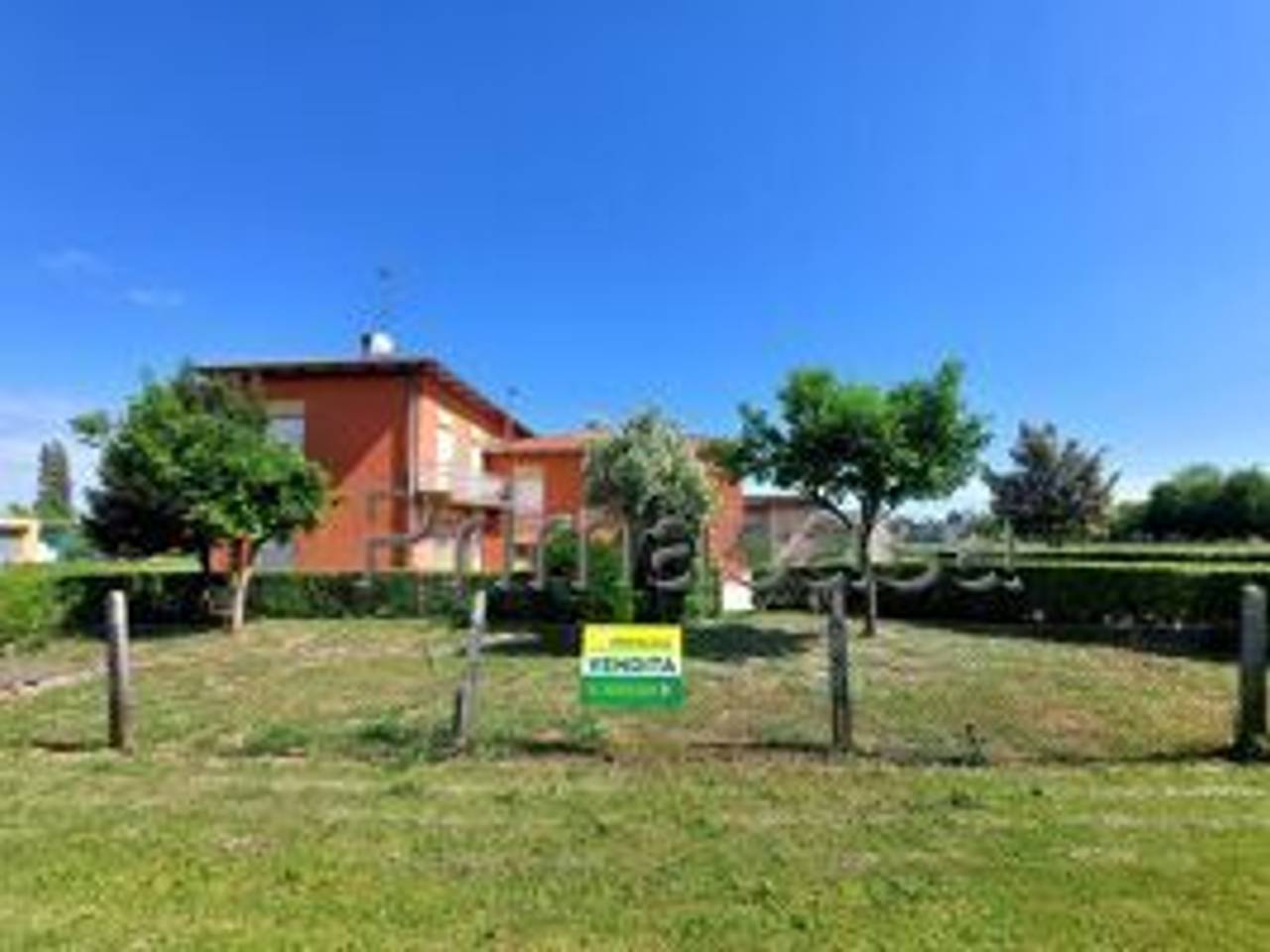 casa indipendente in vendita a Carpi in zona Cibeno Pile