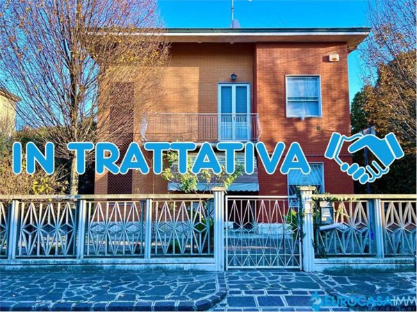 casa indipendente in vendita a Carpi in zona Quartirolo
