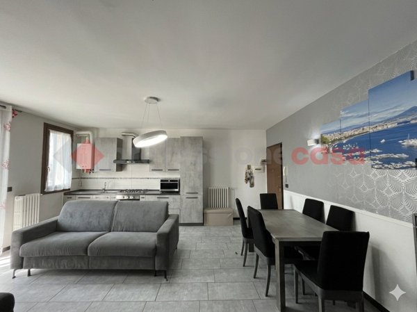 appartamento in vendita a Carpi in zona Cortile