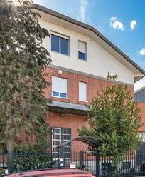 locale commerciale in vendita a Carpi