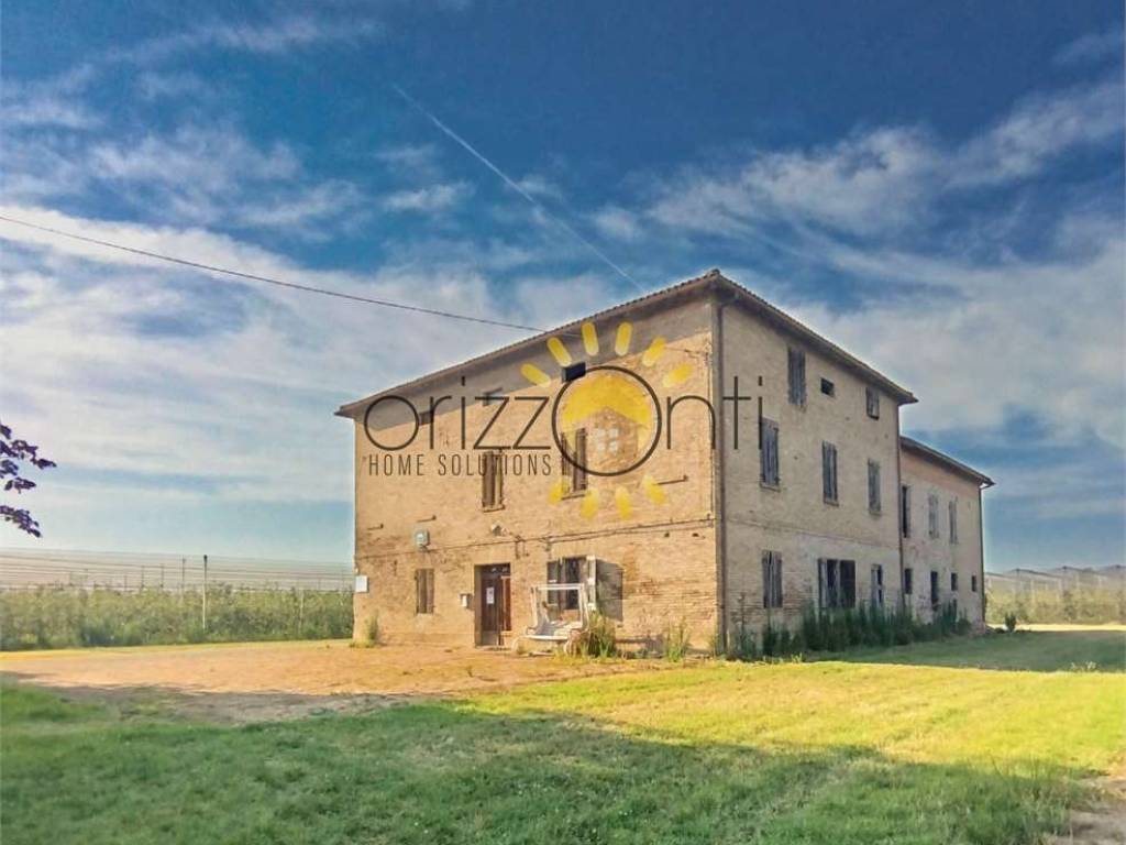 casale in vendita a Carpi in zona Quartirolo
