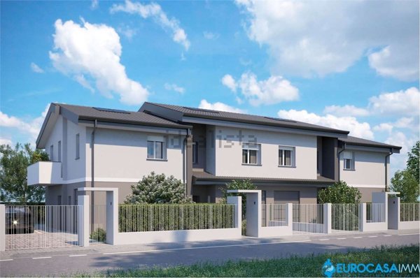 casa indipendente in vendita a Carpi